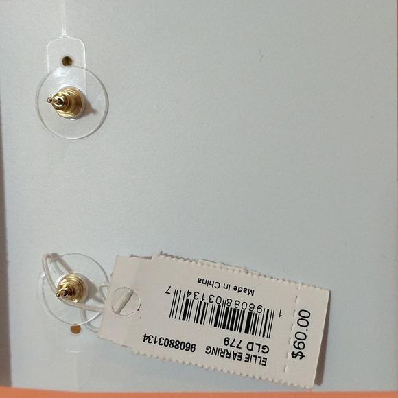 Kendra Scott Ellie Earrings - Picture 4 of 4